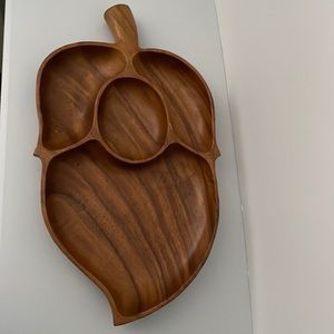 Monkey Pod Leaf serving Tray - vintage 1970’s
